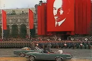 Празднование годовщины Октябрьской революции, Москва, 7 ноября 1987 года &copy;&nbsp;Кадр из видео канала &laquo;Библиотека Дульдурга&raquo; на youtube.com