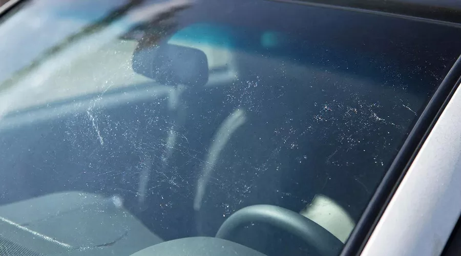 ЛОБОВОЕ СТЕКЛО &copy;&nbsp;Изображение сгенерировано нейросетью Gigachat