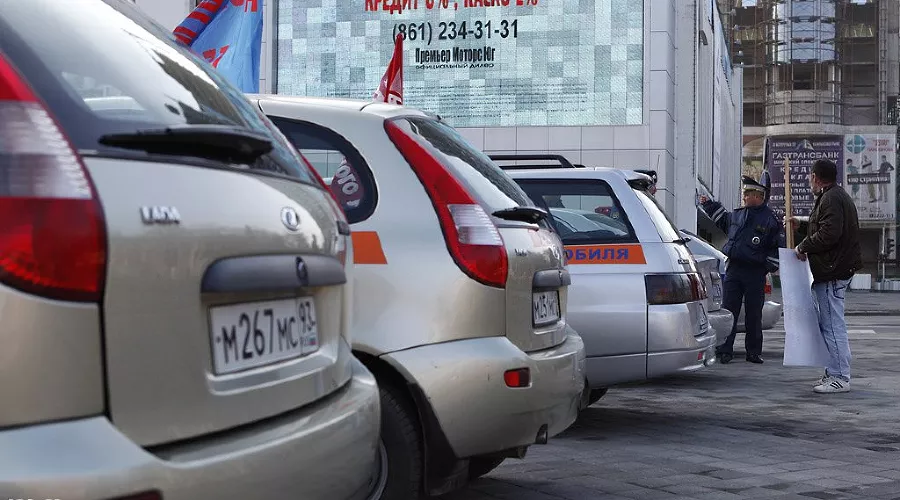 Автопробег в День памяти жертв на дорогах &copy;&nbsp;Влад Александров. ЮГА.ру