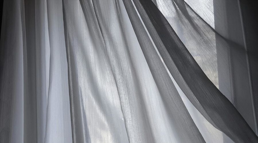 шторы &copy;&nbsp;Сгенерировано с помощью нейросети Gigachat