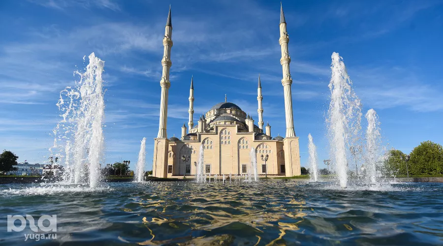 Мечеть "Сердце Чечни" в Грозном &copy;&nbsp;Фото Елены Синеок, Юга.ру