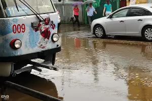 Ливень в Краснодаре &copy;&nbsp;Фото Михаила Ступина, Юга.ру