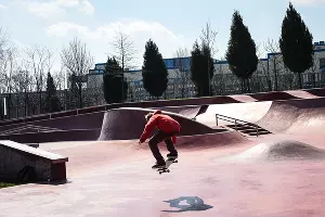 Скейтбордист в парке &laquo;Краснодар&raquo; &copy;&nbsp;Фото Елены Синеок, Юга.ру