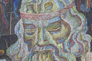 Мозаика на фасаде Дома книги, улица Красная, 43 &copy;&nbsp;Фото Валерия Годадзе