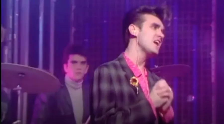 The Smiths - Heaven Knows I'm Miserable Now (Live) &copy;&nbsp;Скриншот видео с Rutube-канала Imelda Imefel