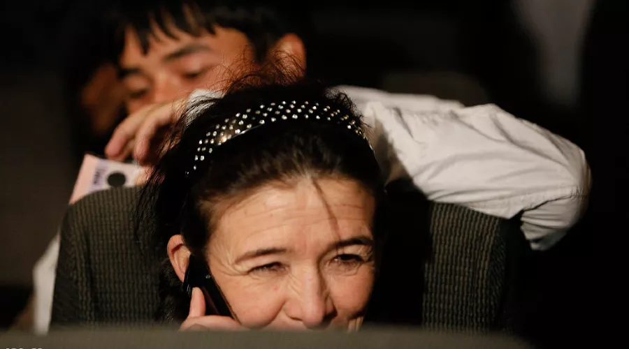 Высылка мигрантов-нелегалов из аэропорта Краснодара &copy;&nbsp;Влад Александров, ЮГА.ру