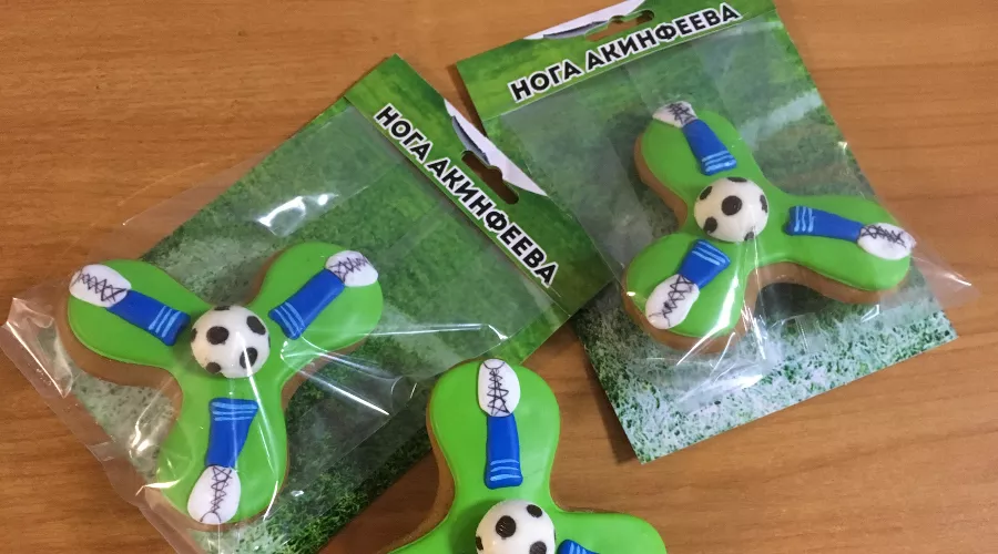 Спиннер-козуля «Нога Акинфеева» &copy;&nbsp;Фото предоставлено сетью &laquo;Патрик&Мари&raquo;