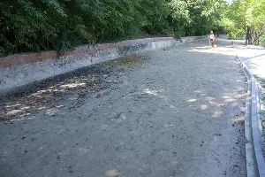 Ремонт парка у стадиона &laquo;Кубань&raquo; &copy;&nbsp;Фото Дмитрия Пославского, Юга.ру