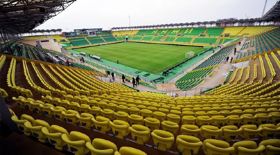 «Анжи-Арена» &copy;&nbsp;фото с сайта anji-arena.ru