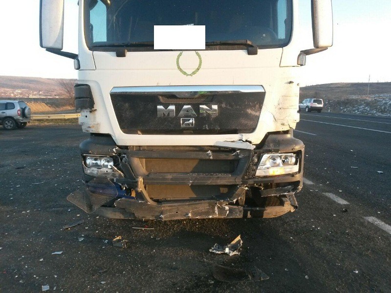 ставрополь фуры. ставрополь фуры. фура 50 тонн. фура на обочине. камаз 1302 с двумя прицепами.