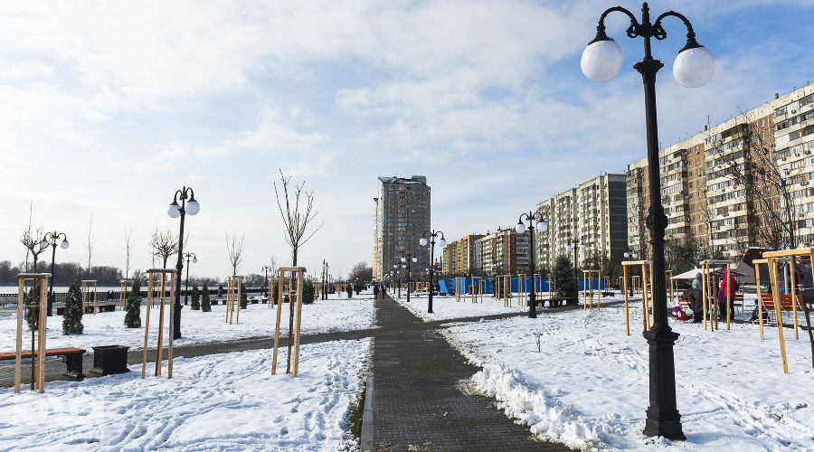 Новая аллея в Юбилейном микрорайоне Краснодара © Фото Елены Синеок, Юга.ру