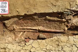 Погребение женщины с ребенком &copy;&nbsp;Фото предоставлено фондом &laquo;Вольное дело&raquo;