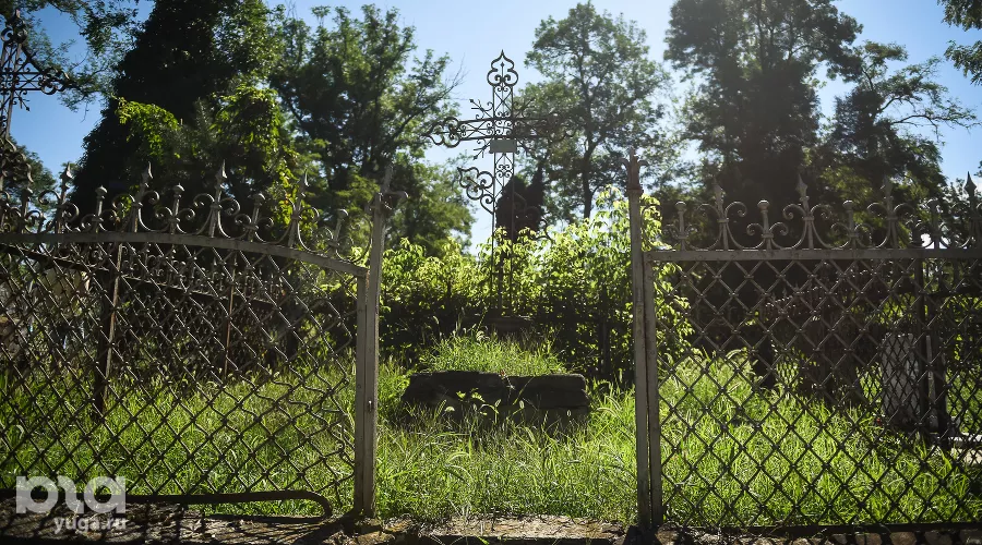 Всесвятское кладбище &copy;&nbsp;Фото Елены Синеок, Юга.ру