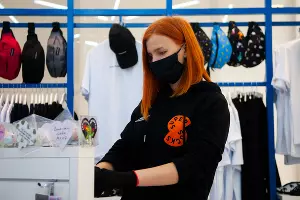 Первый день работы краснодарских ТРЦ после карантина &copy;&nbsp;Фото Дмитрия Леснова, Юга.ру