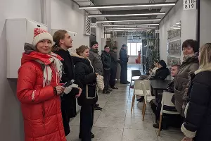 Люди на сборе подписей за Надеждина в Краснодаре 22 января &copy;&nbsp;Фото Александры Прохоренковой-Аксёновой, Юга.ру