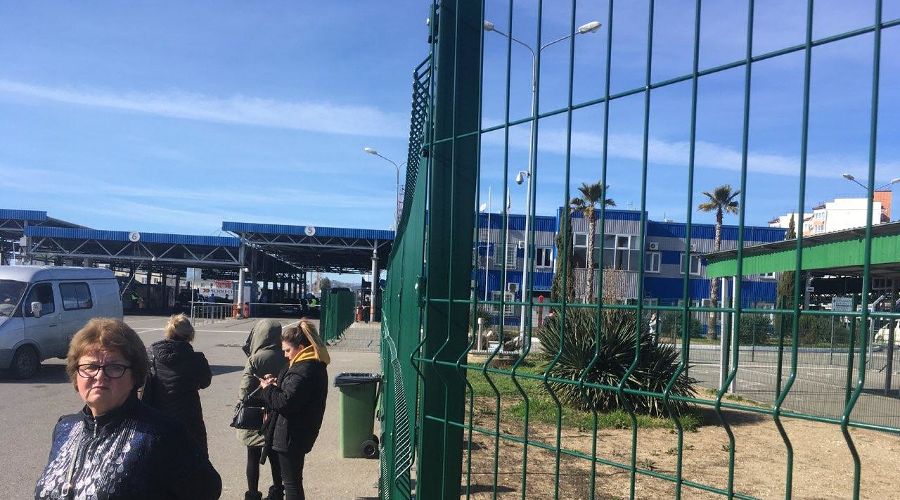 КПП на границе с Абхазией &copy;&nbsp;Фото Юга.ру