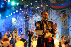 День города в Краснодаре: Концерт на площади &copy;&nbsp;Елена Синеок, ЮГА.ру