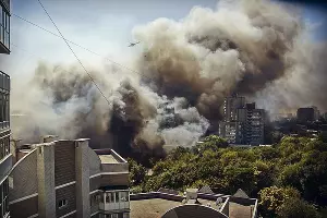 Пожар в Ростове-на-Дону &copy;&nbsp;Фото со страницы instagram.com/henry_boatman/