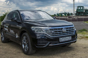 Тест-драйв Volkswagen Touareg © Фото Евгения Мельченко