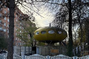 Дом Futuro в Краснодаре, декабрь 2025 года © Фото Марины Солошко, Юга.ру