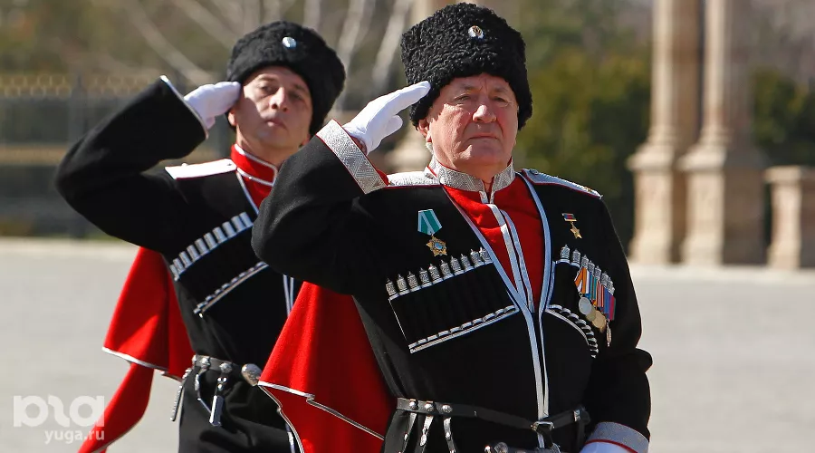 Построение казаков, участвующих в Параде Победы в Москве &copy;&nbsp;Влад Александров, ЮГА.ру