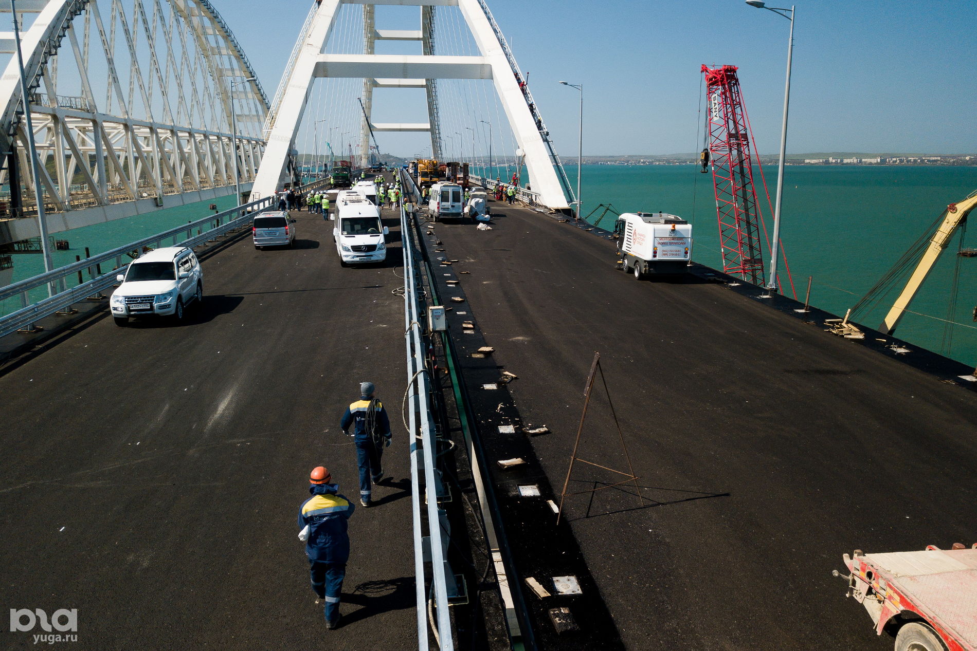 Крымский мост метров