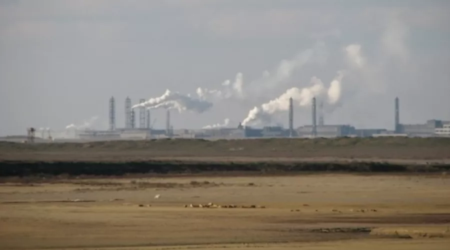 Завод «Крымский титан» &copy;&nbsp;Фото с сайта armyansk.rk.gov.ru