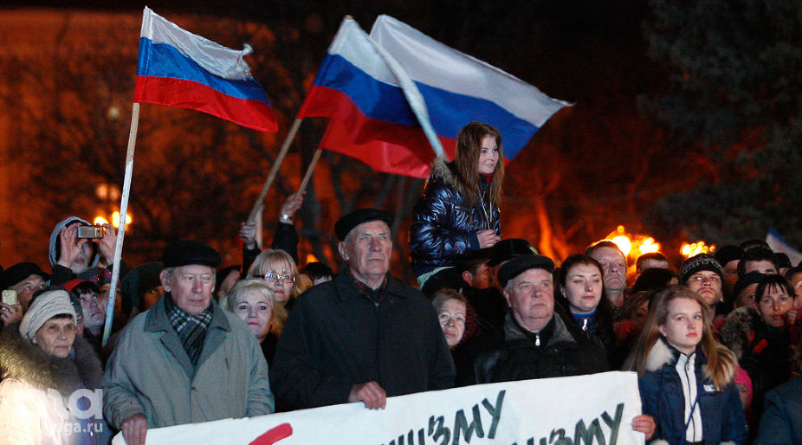 Крым проголосовал за воссоединение с Россией © Влад Александров, ЮГА.ру