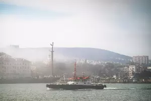 Туман в Новороссийске &copy;&nbsp;фото Tateshi Yokotaishi https://vk.com/sakanoid