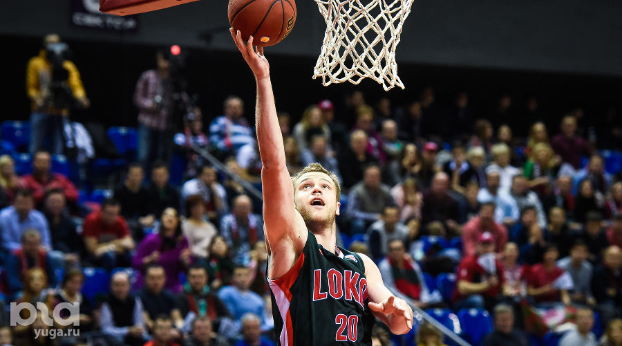 Форвард ПБК «Локомотив-Кубань» Андрей Зубков © Фото Елены Синеок, Юга.ру