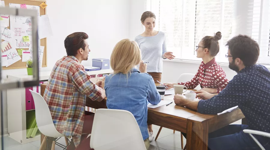  &copy;&nbsp;Изображение от gpointstudio на Freepik