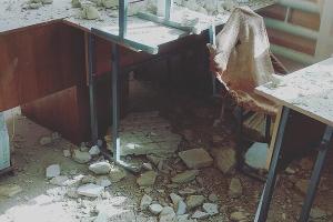 Последствия землетрясения в школе № 4 Буйнакска  © Фото из группы «Мой Дербент 24», vk.com/myderbentplus