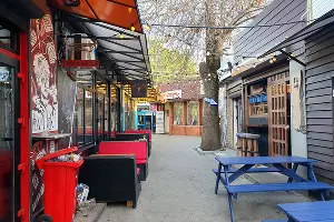 Двор на Красной, 88 &copy;&nbsp;Фото Марины Солошко, Юга.ру