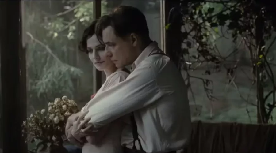 Кадр из трейлера к фильму «Мастер и Маргарита» &copy;&nbsp;Скриншот видео с YouTube-канала &laquo;Киноафиша Трейлеры&raquo;, www.youtube.com/@user-be3kb8ny3m