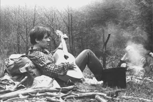 Руслан Шмаков у костра, 1984 год, редкое фото &copy;&nbsp;Фото из архива Руслана Шмакова