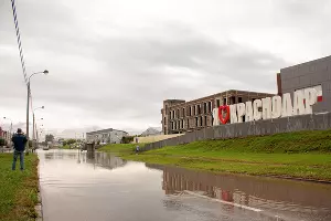 Последствия ливня на улице Московской &copy;&nbsp;Фото Дмитрия Пославского, Юга.ру