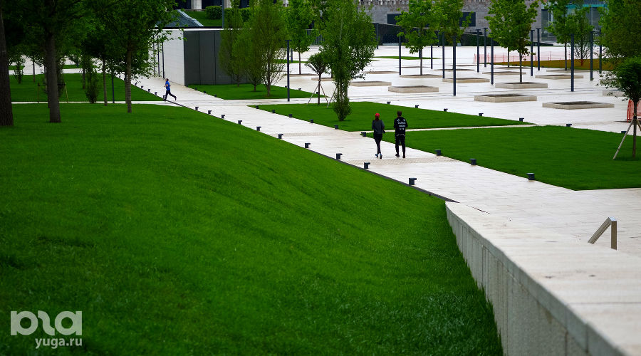 Строительство парка у стадиона ФК «Краснодар» © Фото Дмитрия Леснова, Юга.ру