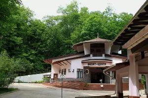 Визит-центр Тисо-самшитовой рощи &copy;&nbsp;Фото Марины Солошко, Юга.ру