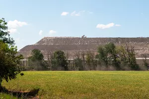 Мусорный полигон в хуторе Копанском под Краснодаром &copy;&nbsp;Фото Александра Гончаренко, Юга.ру
