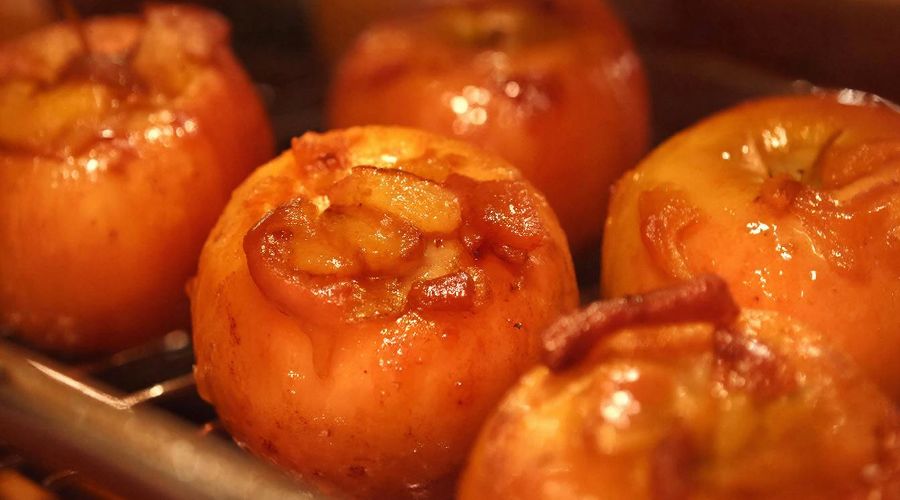 яблоки &copy;&nbsp;Изображение сгенерировано нейросетью Gigachat