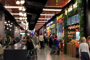 Фудхолл &laquo;#313 Небо и еда&raquo; в Краснодаре &copy;&nbsp;Фото Марины Солошко, Юга.ру