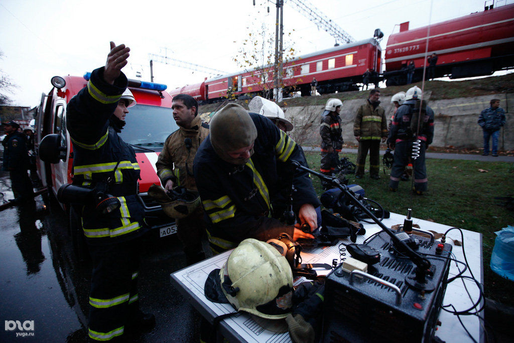 Работино новости на сегодня последние обстановка. Дебальцево. Улица николаевская мариуполь. Кладбище всу 2023. Награницесгруэей.