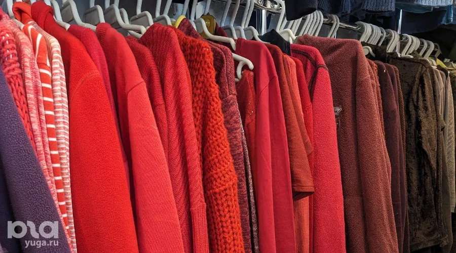 Секонд-хенд «Столичный гардероб» &copy;&nbsp;Фото Александры Аксеновой, Юга.ру