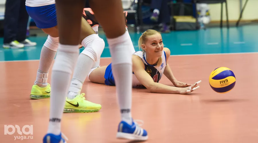 Волейболистки краснодарского "Динамо" разгромили ВК "Воронеж" &copy;&nbsp;Елена Синеок, ЮГА.ру