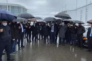 Обращение водителей «Яндекс.Такси» бизнес-класса в Сочи &copy;&nbsp;Скриншот видео из ютуб-канала &laquo;Жизнь в деревне&raquo;, youtube.com/channel/UCzjWzo2bKqmSWdbofC_vvdQ