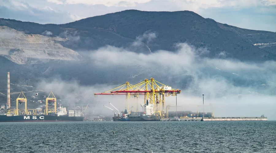 Туман в Новороссийске &copy;&nbsp;фото Tateshi Yokotaishi https://vk.com/sakanoid