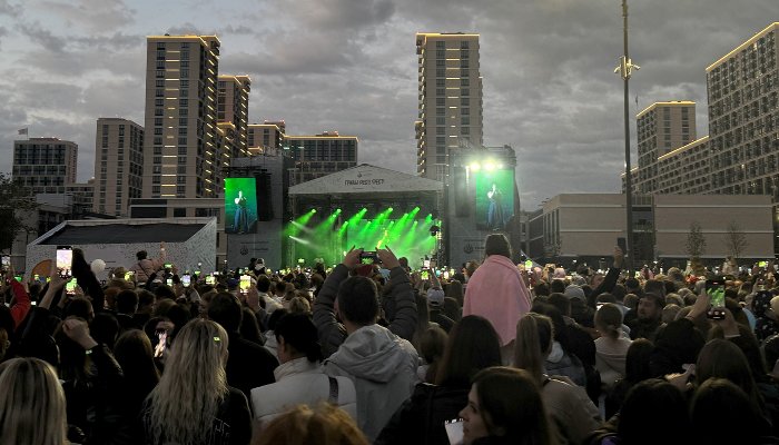 «При таком масштабе не могло обойтись без очередей и неудобств»
