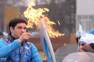 Эстафета Паралимпийского огня в Краснодаре © Михаил Ступин, ЮГА.ру