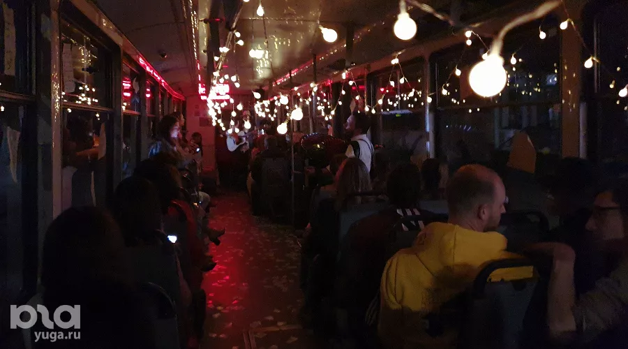 Театральное путешествие в трамвае «Счастливый билет» &copy;&nbsp;Фото Марины Солошко, Юга.ру