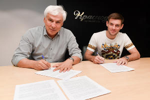 Владимир Хашиг и Руслан Камболов © Фото пресс-службы ФК «Краснодар»